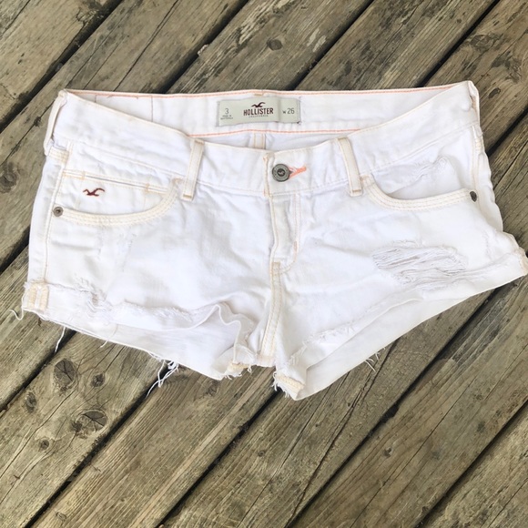 HOLLISTER WHITE JEAN SHORTS - Picture 1 of 3